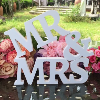 3 Adet / takım Mr & Mrs Mektup Ahşap Işareti Rustik Düğün Dekorasyon Favor Evli Parti Düğün Masa Süsleri Fotoğraf Sahne Hediye