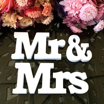 3 Adet / takım Mr & Mrs Mektup Ahşap Işareti Rustik Düğün Dekorasyon Favor Evli Parti Düğün Masa Süsleri Fotoğraf Sahne Hediye