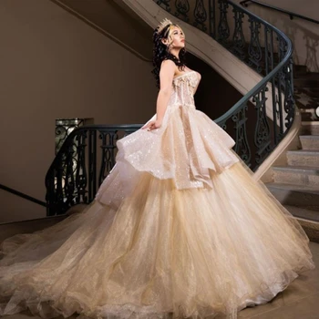 Doymeny Şampanya Parlak Sevgiliye Pageant Quinceanera Elbiseler Aplikler Çiçekler Katmanlı Prenses Parti Tatlı 15 Balo 2024