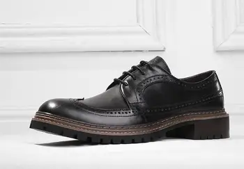 İngiltere Tarzı siyah Goodyear rahat ayakkabılar Hakiki Deri Lace up erkek ayakkabıları Moda oyma ayakkabı erkekler için