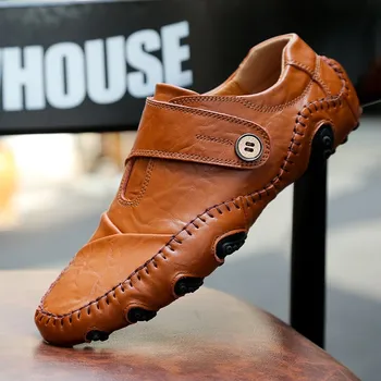 Erkekler rahat ayakkabılar Loafer'lar Sneakers 2023 Yeni Moda El Yapımı Ayakkabı Zapatos Casuales Hombres Erkekler lüks ayakkabı Düğmesi kalamar ayakkabı