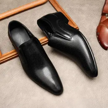 Lüks Marka Erkek hakiki deri ayakkabı Siyah Kahverengi Nefes Sivri Burun Rahat Erkek Elbise Ayakkabı loafer ayakkabılar Üzerinde Kayma Erkekler İçin
