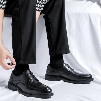 Erkek ayakkabıları Kore versiyonu sivri kafa yüz eşleşen deri ayakkabı yaz Kore moda trendi rahat ayakkabılar