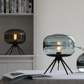 Iskandinav Japon Tarzı klasik masa lambası Modern Tasarım Cam Tripod masa ışığı Oturma Odası Yatak Odası Çalışma Başucu Ev Dekor